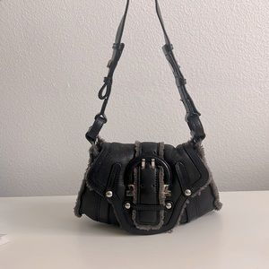 Authentic Salvatore Ferragamo Sheep Skin Purse Style: 21 6812/01 circa 2005